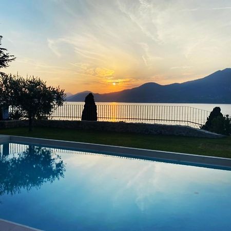 Le Rocce Lägenhet Torri Del Benaco Exteriör bild
